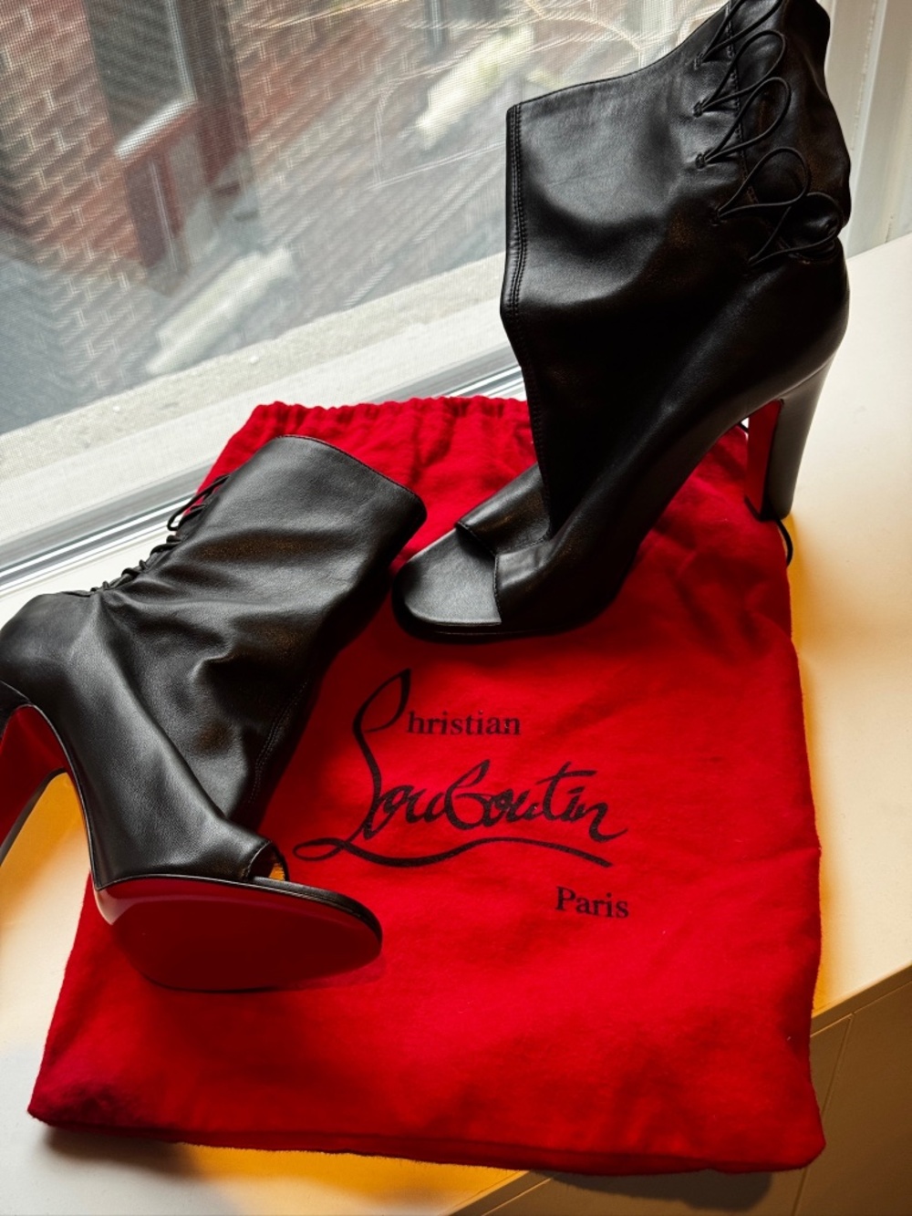 *Rare* Christian Louboutin Heels - Red Bottoms